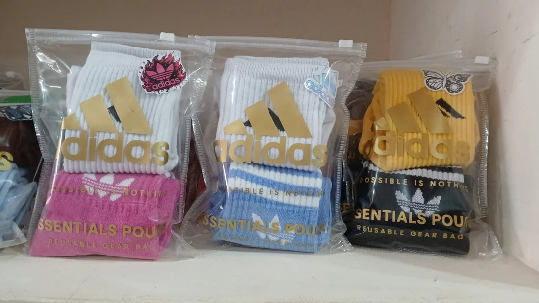 Medias en bolsas pouch reutilizables